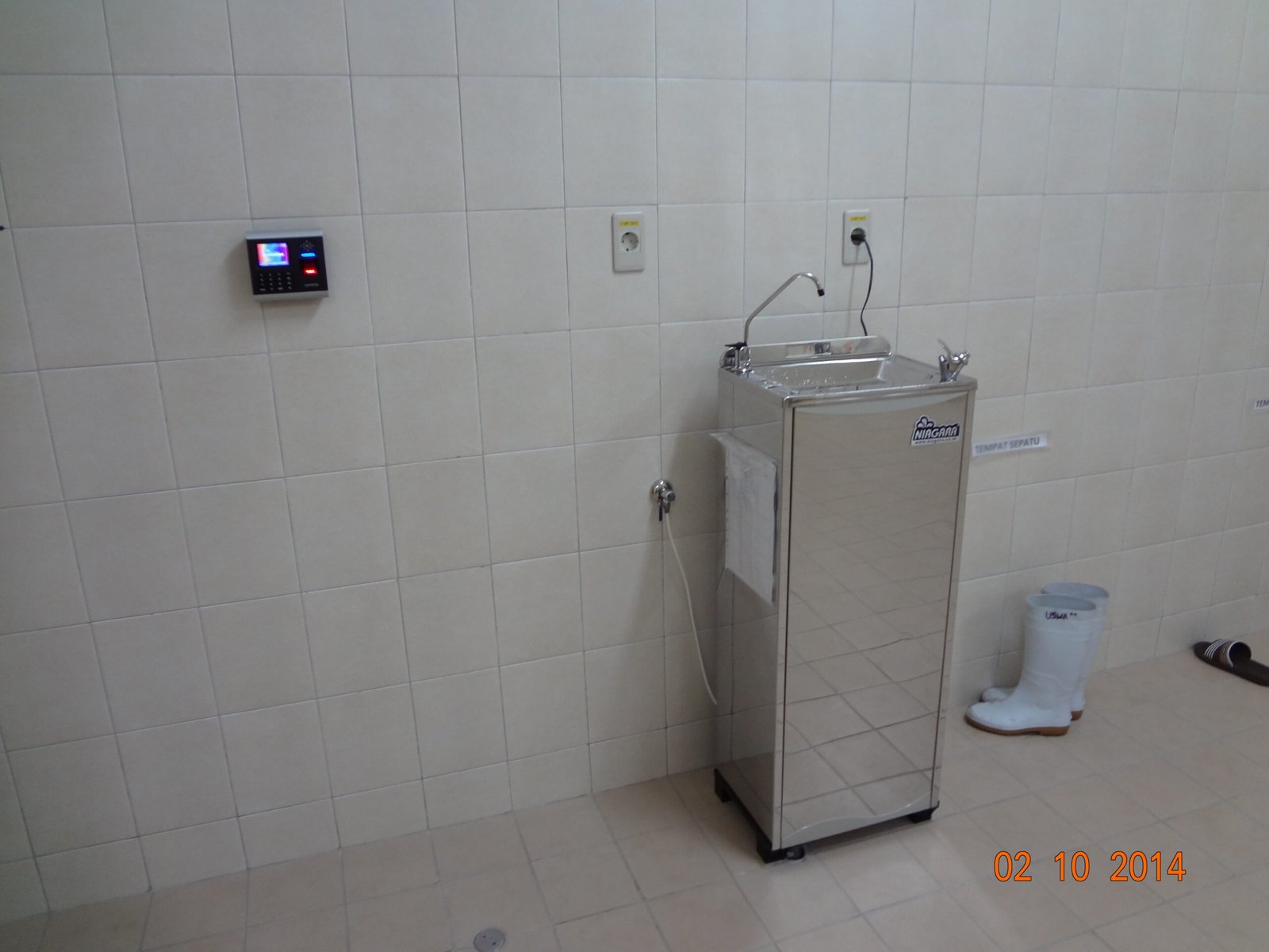 Niagara Drinking Fountain Free Standing